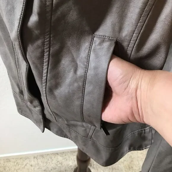 Lane Bryant faux leather fur collar moto jacket 18 - Picture 5 of 10